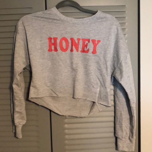 Sweaters - Crop sweatshirt